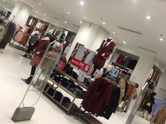 -优衣库(苏州天虹CCMall石路店)