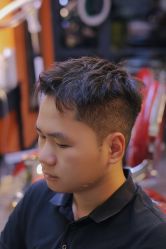 -鸿運 BARBER SHOP男士理发馆