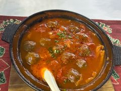 -刘姐啤酒鱼民族演艺餐厅(西街总店)