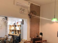 大堂-猫爷的腔调·黔小馆(交大医学住宅区店)