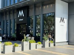 -M Stand(深圳龙岗万科广场店)