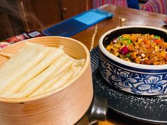 传统黑三剁配薄饼-雀舞云南菜(天津天河城购物中心店)