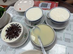 -仁信双皮奶(东川路店)