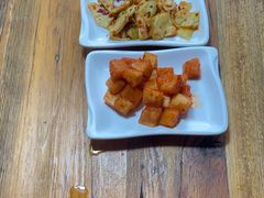 -百年石锅饭·朝鲜族传统民餐