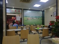 大堂-江三王记牛杂馆(总店)