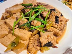 老板鱼炖豆腐-日丰园海肠水饺·老字号大连海鲜(和平广场店)