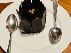 樱桃圭亚娜巧克力慕斯蛋糕-北京柏悦酒店·锦庭餐厅Dining Room