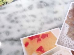 -黄氏许牛奶甜品餐厅(裕华万达店)