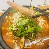 爆好吃的重庆砂锅米线