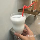 佳肴菜名：椰子鸡，真的超级好吃，椰子水煮出来的鸡肉很甜