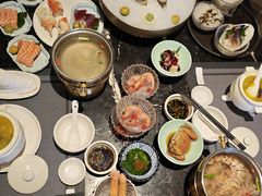 -半岛翡丽海鲜自助餐厅(观风亭店)