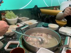 -一席地·本地鸡窝·杭帮鸡火锅(萧山银隆百货店)
