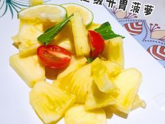 青柠檬拌鲜菠萝-云海肴·汽锅鸡·云南菜(高德置地店)
