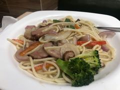 白汁鸡肉意粉-佰搭果·广式茶餐厅(西华路店)