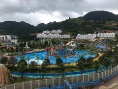 -荔波冰雪水世界主题乐园