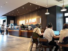 自助取餐区-星巴克(武汉江夏中百广场店)
