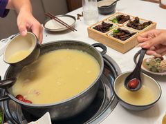 -汤宴·参须肚包鸡(南京路店)