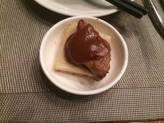 -荣誉国际酒店-云顶旋转餐厅