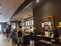 -星巴克臻选(南京金茂览秀城店)