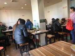 大堂-宝瑞门钉肉饼店