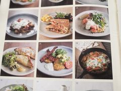 -ROAST coffee & eatery