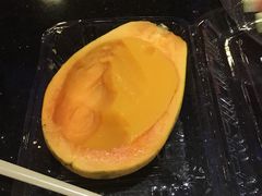 -志龙皇冠吃货椰子铺