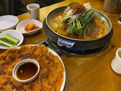-喇喇排骨火锅·传统韩式脊骨汤(望京西园总店)
