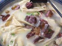 -张鸭子大酒楼(南滨路店)
