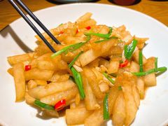 酸冬瓜炒藕尖-吃饭皇帝大(合生汇店)