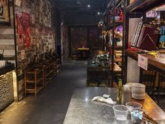 -琥珀老六龙虾(四里河店)