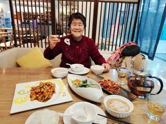-素行天下(国投财富广场店)