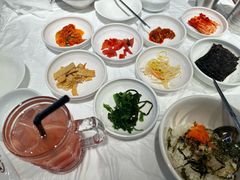 -BHC炸鸡(明洞总店)