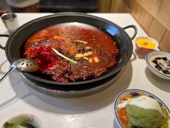 -卤校长老火锅(沙坪坝直营店)