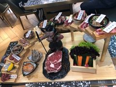至尊牛上牛-黑牛の場烤肉(摩天活力城店)