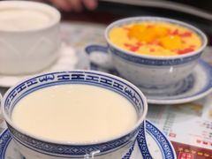 -广信牛奶甜品世家(台东店)