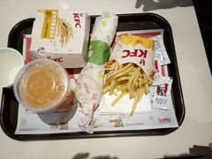 -肯德基(盘龙奥莱店)