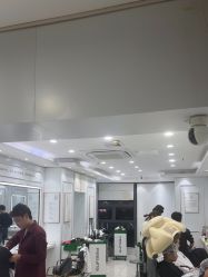 -镁连社·美联社