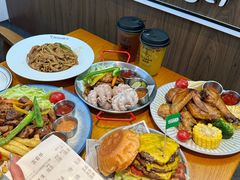-Thanks美式餐厅(汉堡咖啡店)