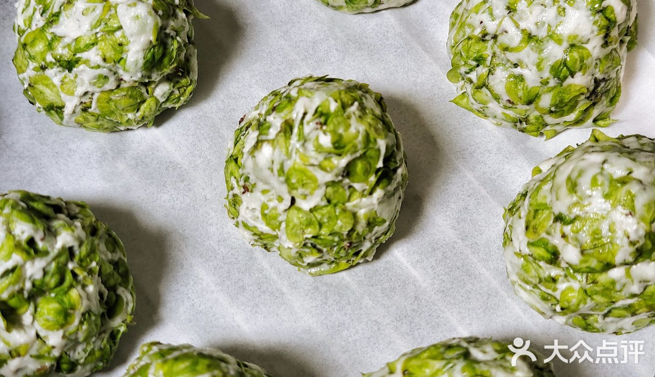 榆钱窝窝[得意]