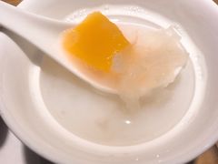 鲜奶雪耳炖木瓜-炖物24章·顺时轻养茶(杭州大厦店)