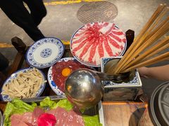 -萍姐火锅·公路夜市(武汉首店)