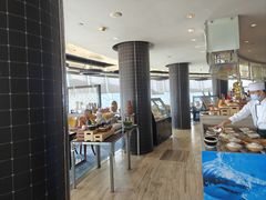 -宝利来国际大酒店-凤凰阁旋转餐厅