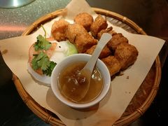 -大头虾越式风味餐厅(光明广场店)