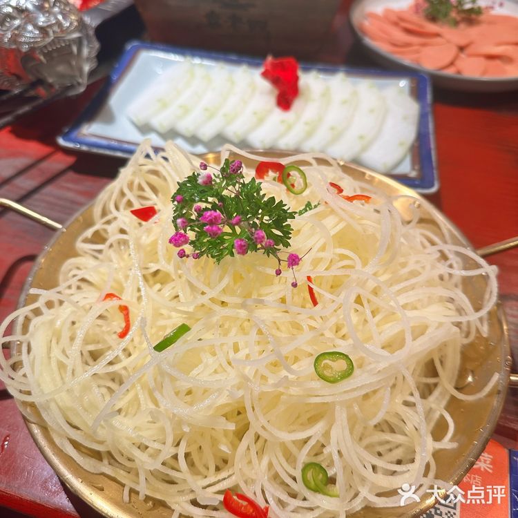 不知道吃什么的时候,选火锅肯定不会错啦