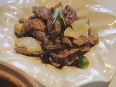 -八府香鸭·啫啫煲(华山路店)