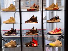 -Air Jordan(世贸天阶店)