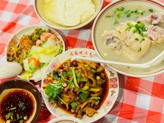 -老方桌烂蹄花川菜馆(九龙坡店)