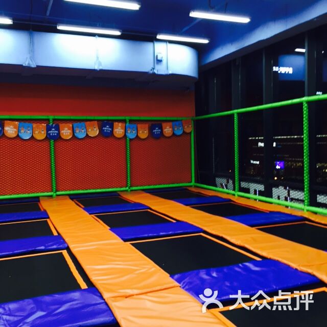 airpark爱尔城运动工场(利群金鼎广场店)图片 - 第1张