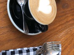 -ROAST coffee & eatery