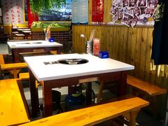大堂-钢管厂五区小郡肝串串香(滨江店)